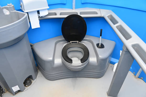 Portable Toilet Options We Offer in Orlando, FL